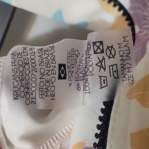 Krugans floral one piece Size Medium (Youth) - Picture 5 of 8